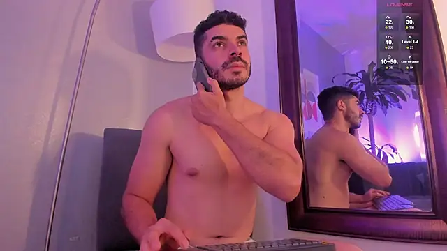 AxelThompson_'s cam snapshot