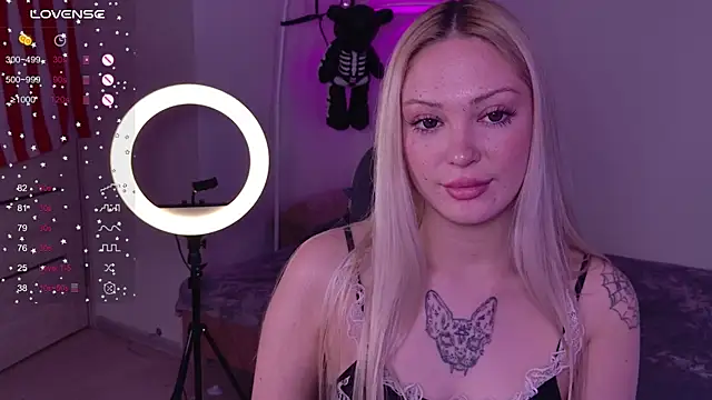 LeksaCandy's cam snapshot