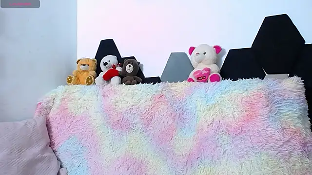 Lili_mdls's cam snapshot