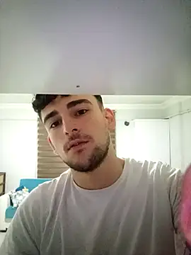 Yasinyasin7 live sex cam