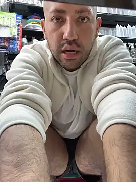 JuanZapata33 live sex cam