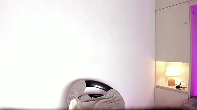 Stefannyevans_'s cam snapshot