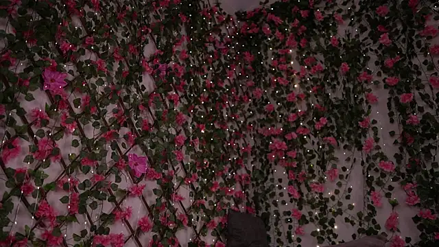 Petite_Polly's cam snapshot