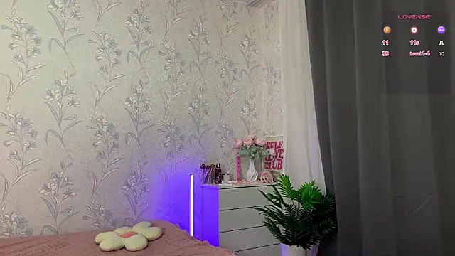 WiaSiviaSun's cam snapshot