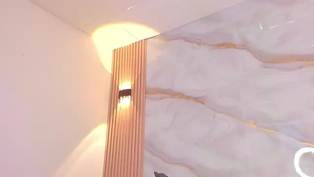 Debora_blaze's cam snapshot