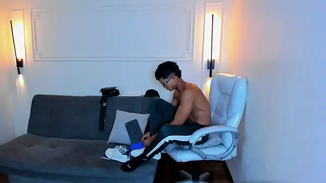 Paradise_boy_s's cam snapshot