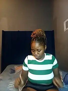 FREAKBARBIE02's cam snapshot