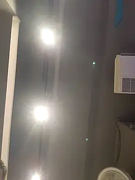 Valerious180's cam snapshot