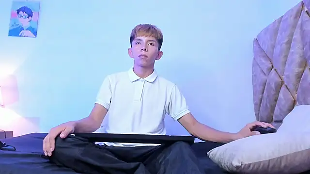 Hyunjin_Son live sex cam