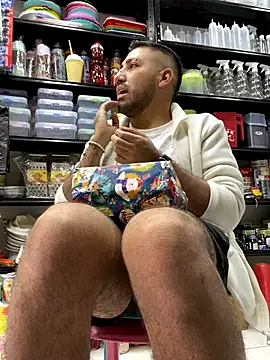 JuanZapata33 live sex cam