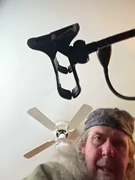 Helmut1971 live sex cam