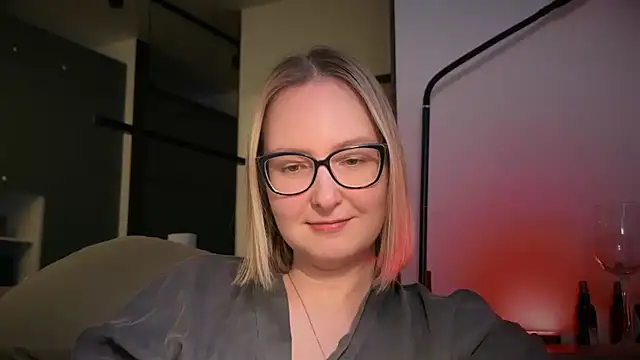 Kira_Elve's cam snapshot