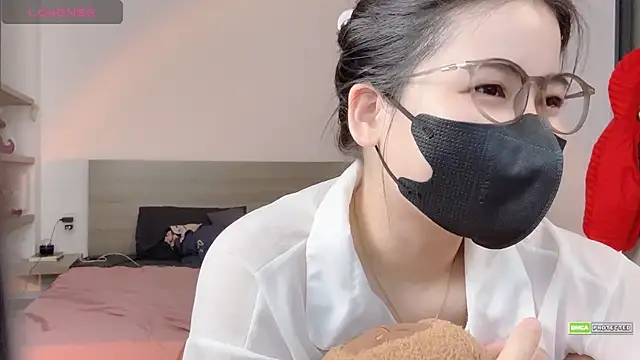 _Lov_Lynh's cam snapshot