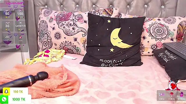 LAILAGUMMY live sex cam