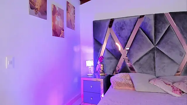 Milan_ebony's cam snapshot