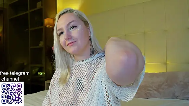 Debbie_Taylor's cam snapshot