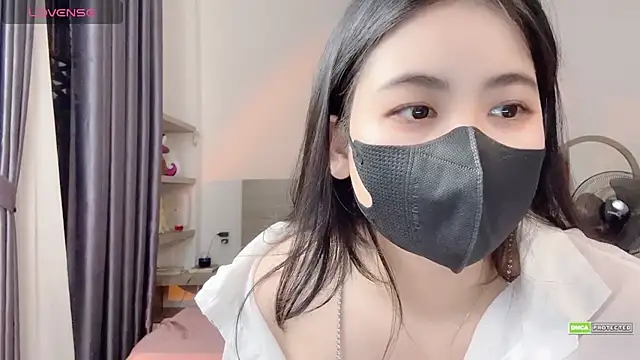 _Lov_Lynh live sex cam