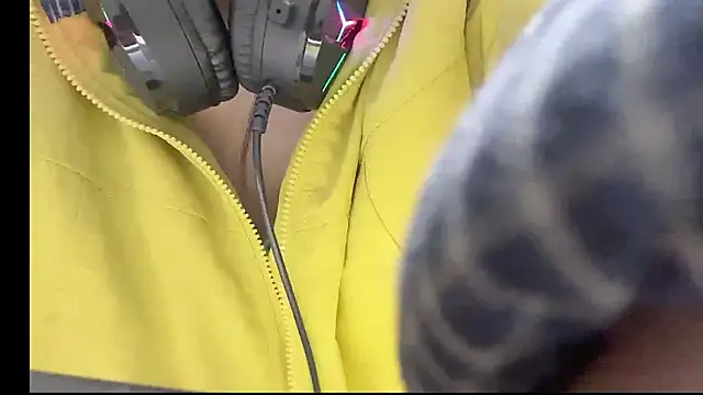 Hmm_0303's cam snapshot