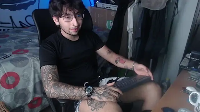 Dominus_Kane live sex cam