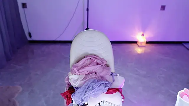 LKi-Vicky's cam snapshot