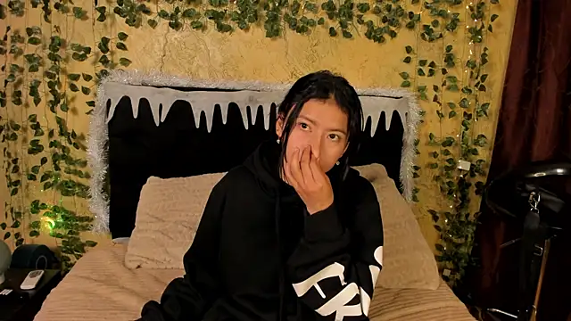 Tiffany_Nm live sex cam