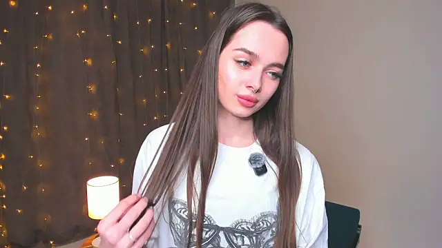 YvonneRobes's cam snapshot