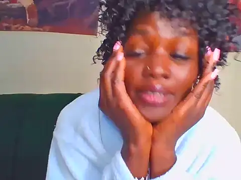 cutesmiling live sex cam