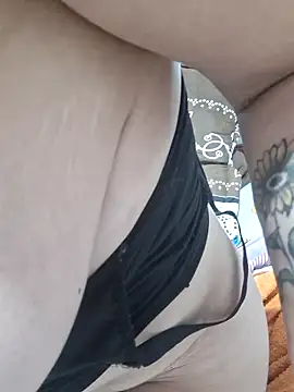 Madurita81 live sex cam