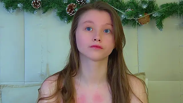 KeiraAsti live sex cam