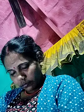 Pooja750 live sex cam