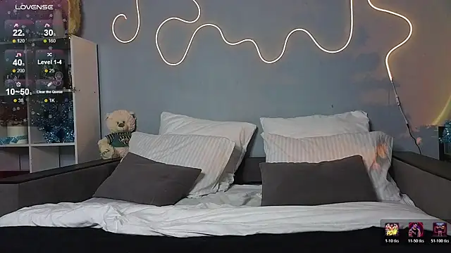 Mell_Hyees live sex cam