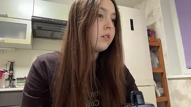 Charming_hamster_'s cam snapshot