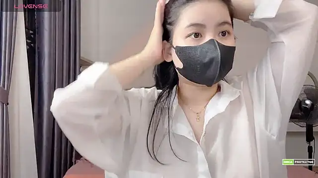 _Lov_Lynh live sex cam