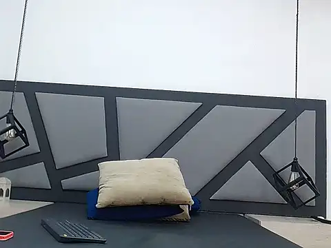 samanthaaristizabal23 live sex cam