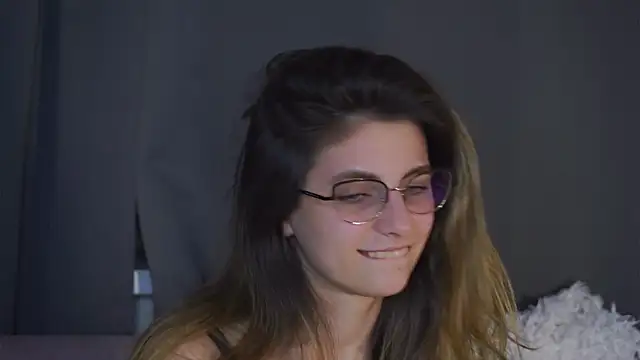 CasandraMickell live sex cam