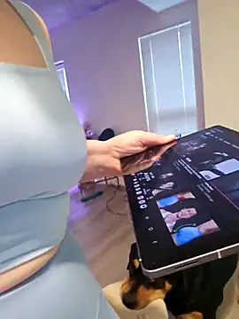 RaisingDaisy live sex cam