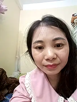 Moon-night222 live sex cam