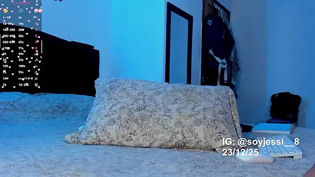 lauureen_c live sex cam