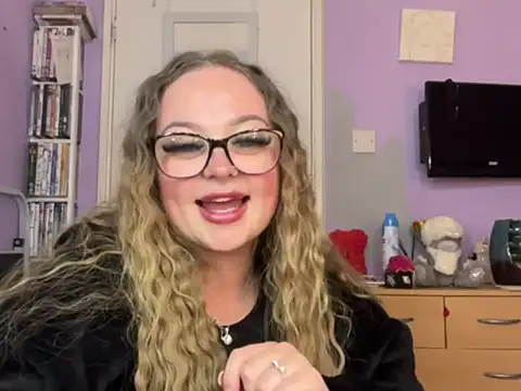 SexySashaxox live sex cam