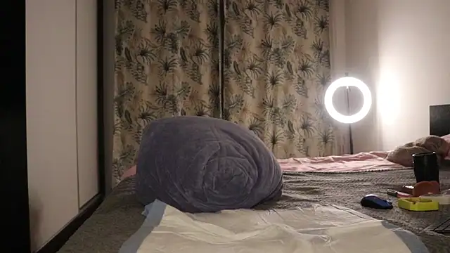 IvyKaelani's cam snapshot