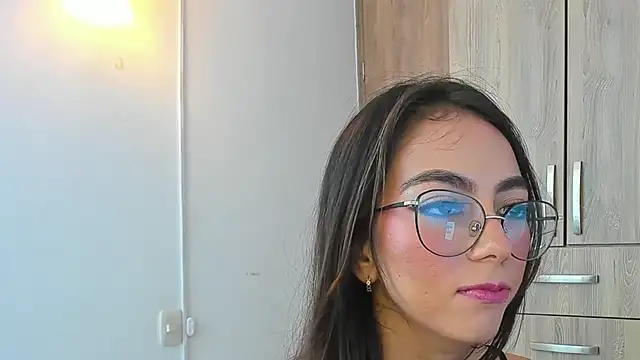 horny_adiction's cam snapshot