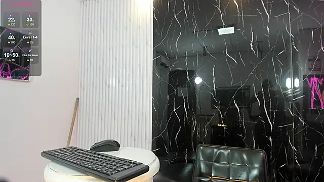 Nini_Beyker's cam snapshot