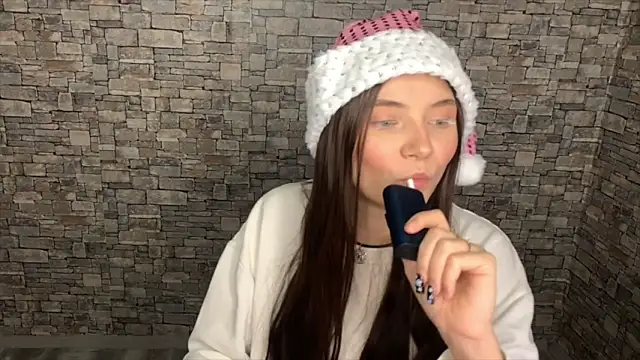 may_rollins's cam snapshot