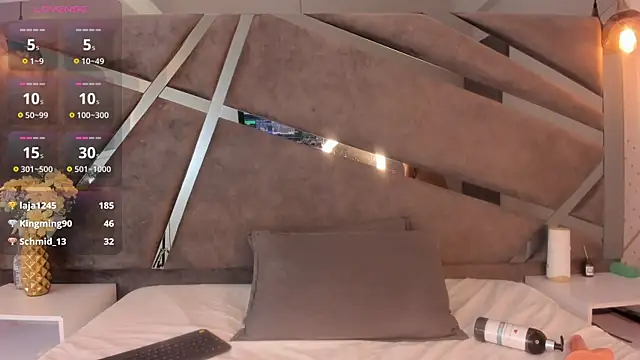 miia_reeves_'s cam snapshot