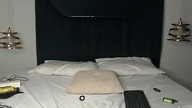 Sussy_Ashford's cam snapshot