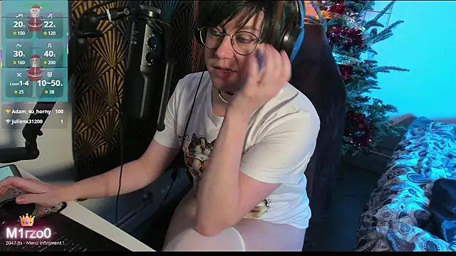 FennCamboy live sex cam