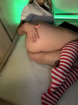 sweet_jasmin11's cam snapshot