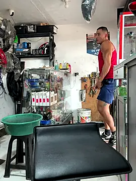 Paul22cm- live sex cam