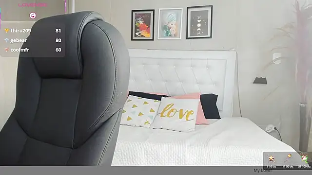 karol__miller's cam snapshot