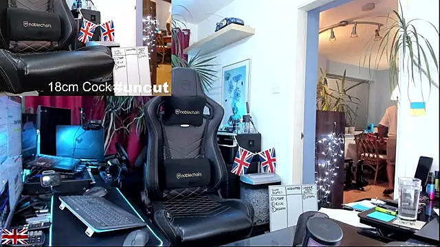 OnlineBossUK live sex cam